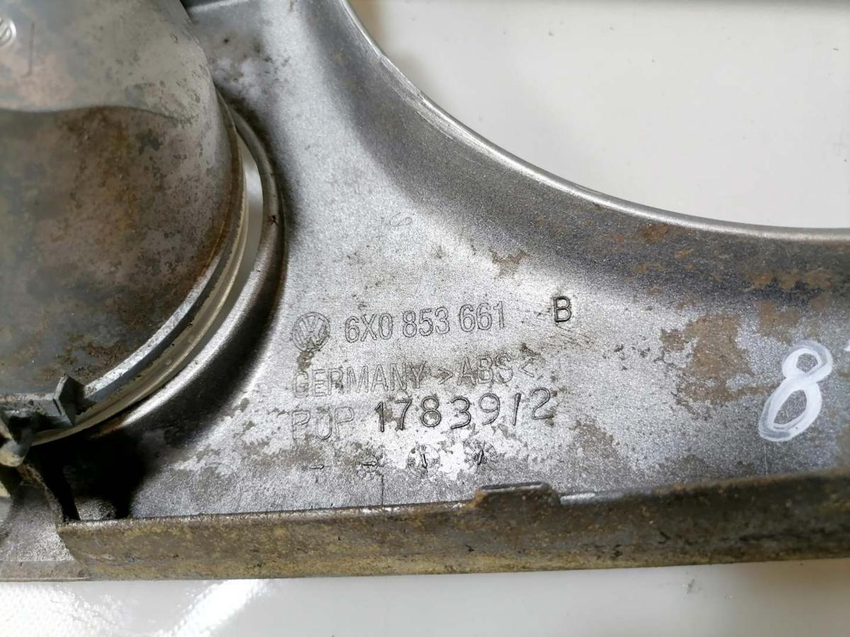 VW Lupo original Kühlergrill mit Träger LA7W Reflexsilber Metallic Bj.2003 VW Lupo original Kühlergrill mit Träger LA7W Reflexsilber Metallic Bj.2003